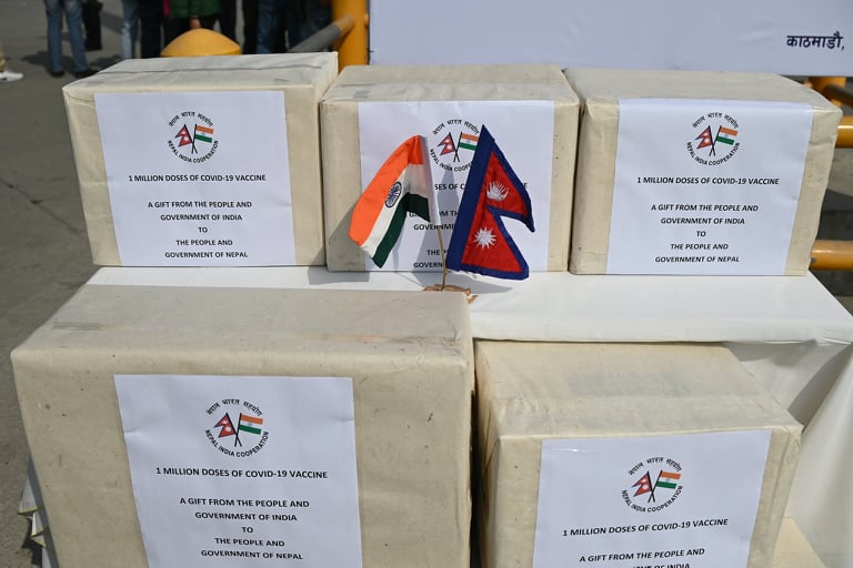 प्रदेश १ का ३५ हजार स्वास्थ्यकर्मीलाई कोभिशिल्ड खोप लगाइने